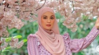 Shireen Sungkar Sempat Merasa Dipersulit Buat Naik Haji: Salah Aku Apa ya?