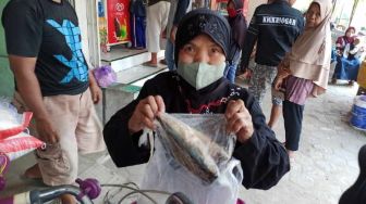 Gegara Harga Telur Mahal, Kebutuhan Protein untuk Bansos di Ponorogo Diganti Ikan Segar, KPM: Penginnya Sih Telur