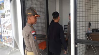 Pasangan Remaja Kepergok Petugas Satpol PP Banywangi Sedang Mesum di Kamar Mandi Terminal Pariwisata Terpadu