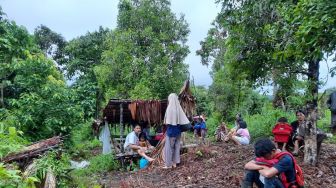 Waspada Gempa Susulan, Ribuan Warga Mentawai Pilih Mengungsi