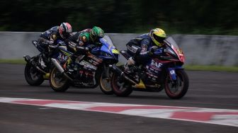 Idemitsu bLU cRU Yamaha Sunday Race 2022 Seri Kedua Berlangsung Gaspol di Sentul International Circuit