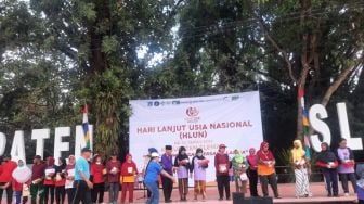 Gelar Senam Massal Peringati Hari Lanjut Usia Nasional, Pemkab Sleman Ajak Lansia Tetap Produktif