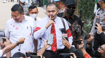 Dukung JPU Kasus Ferdy Sambo di Rumah Aman, Kamaruddin Simanjuntak: Jaksanya Dikarantina, Supaya Terbebas Virus Amplop