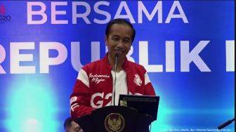 Kunjungi PT Freeport Indonesia di Papua, Jokowi: Nggak Nyangka di Sini Dingin Banget