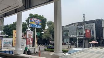 Pengemudi Mobil di Minimarket Kemang Kaget Diminta Bayar Parkir Rp15 Ribu, Ternyata Faktanya Begini