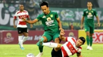 Aji Santoso Lemes Persabaya Hattrick Kalah di Kandang, Pantes Bonek Kecewa Hingga Ngamuk