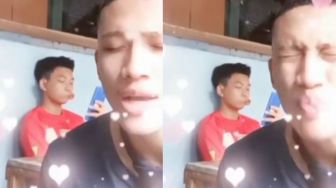 Telanjur Monyongin Bibir, Pria Ini Kaget Baru Sadar Filter TikTok Pindah ke Muka Teman