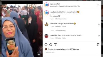 Hadiri Acara, Emak-emak Ini Asik Videokan Dirinya Sendiri: Self Love Banget