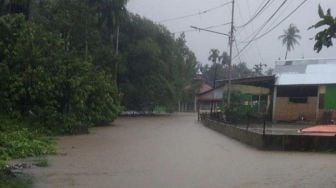 Hujan Deras, Kawasan Bungus Barat Padang Diterjang Banjir-Ratusan Rumah Terdampak