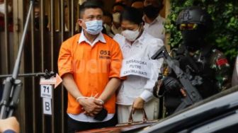 Jumat Keramat! Surat Pemecatan Ferdy Sambo Diteken Jokowi, Putri Candrawathi Resmi Ditahan
