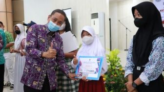 90 Ribu Pelajar di Kabupaten Tangerang Bakal Dapat Rekening Bank