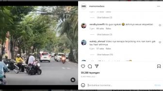 Main HP di Jalan, Pengendara Motor Ini Ditabrak dari Samping, Warganet: Goblok Dipelihara