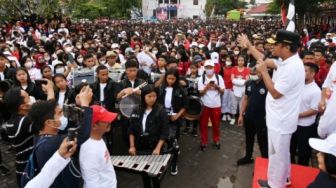 Andi Sudirman Bersama Ribuan Warga dan Pelajar Tana Toraja Jalan Pagi Bersama