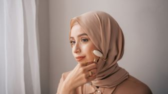 7 Manfaat Face Roller untuk Perawatan Wajah, Begini Cara Pakainya