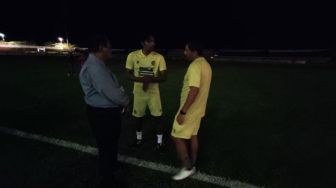 Arema FC Latihan Gelap-gelapan Jelang Berhadapan Barito Putera