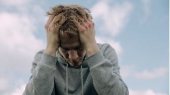Jangan Dibiarkan, Gunakan 10 Cara Ini untuk Mengatasi Stres pada Remaja