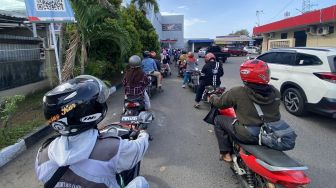 Harga BBM Naik, Sopir Sebut Ongkos Travel di Riau Bakal Ikutan Naik