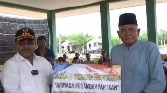 Nelayan Karimun Terima Bantuan Alat Tangkap, Tahun Depan Diasuransikan