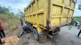 Kecelakaan Maut di Banjarbaru, Pengendara Roda 2 Meninggal di Tempat, Motornya Hancur