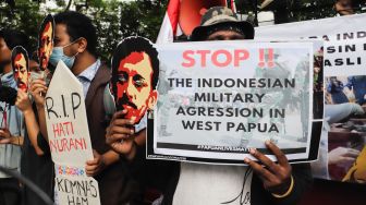 Geruduk Komnas HAM, Massa Minta Kasus Munir dan Mutiliasi di Papua Diusut Tuntas