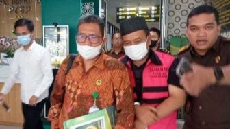 Ini Tampang Kepala Sekolah Diduga Korupsi Dana BOS Rp 1 Miliar di Bogor