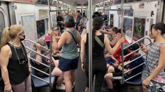 New York Cabut Kebijakan Wajib Pakai Masker di Transportasi Umum
