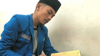 Demo Pertama Pada Sejarah Khazanah Islam
