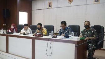 Imbas Kenaikan BBM, Bupati Bersama Forkopinda, BPJS dan PT Pos Rapat Bahas 