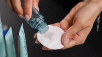 3 Tips Memilih Toner untuk Kulit Berminyak, yang Wajib Kamu Coba
