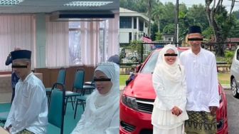 Ramai Kisah Seorang Wanita Menikah dengan Ayah Angkat Sendiri, Pengantin Perempuan: Kalau Udah Jodoh Tak Kemana