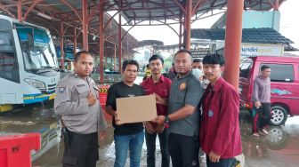 Jokowi Naikkan Harga BBM, Polisi di Bogor Lakukan Hal Ini ke Sopir Angkot dan Ojek