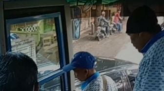 Viral Aksi Pengemudi Mobil Agya Pecahkan Kaca Bus di Cianjur, Polisi: Ujung-ujungnya Damai