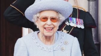 Postingan Pertama Ratu Elizabeth II di Instagram, Bikin Penasaran