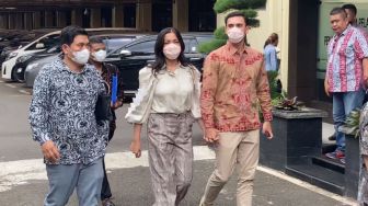 Vincent Verhaag Ogah Bantu Jessica Iskandar Bayar Utang, Warganet: Kok Hitung-hitungan?