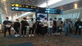 Imigrasi Batam Deportasi 77 WNA Bermasalah Tahun Ini