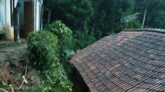 Sejumlah Kampung di Campaka Cianjur Dilanda Banjir dan Longsor