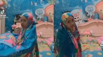 Pencinta Spongebob Akut, Cewek Ini Koleksi Boneka hingga Mukena