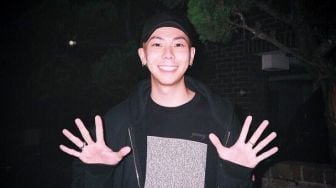 2 Tahun Pacaran, Rapper Loco Akan Menikahi Teman Masa Kecilnya