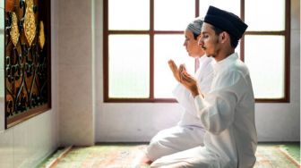 Doa Sholat Jumat: Niat, Tata Cara dan Bacaan Doanya Sesuai Sunnah