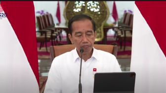 Jokowi Pantau Langsung Penyaluran BLT BBM: Saya Ingin Dilakukan Mudah, Cepat dan Tepat Sasaran