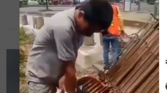 Panas-panasan Ngamen di Jalanan, Pengamen di Lampung Diperas Satpol PP, Videonya Viral