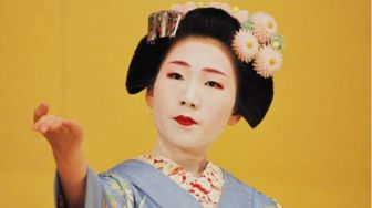 Kanzashi, Hiasan Rambut Tradisional Khas Jepang yang Dianggap Berbahaya