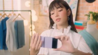 Bikin Konten Pakai Galaxy Z Flip4 5G Bisa Pakai 4 Cara ini