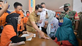 Ridwan Kamil Nilai Sistem Pembagian BLT BBM di Bekasi Sudah Canggih