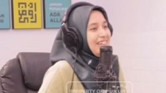 Cerita Mahasiswi IPB Jadi Mualaf, Tertarik Ceramah Zakir Naik Sampai ke Masjid Pakai Rok Pendek