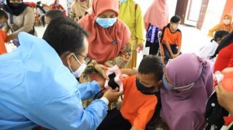Dinkes Banten Genjot Capaian Imunisasi dengan Door to Door