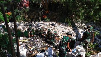 Wujud Peduli Lingkungan, Yon Arhanud 14/PWY Gelar Karya Bakti