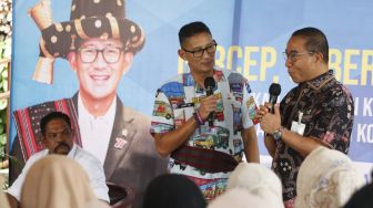 Ciptakan Lapangan Kerja Baru di Medan, Sandiaga Uno Beri Pelatihan Produk Turunan Buah Markisa