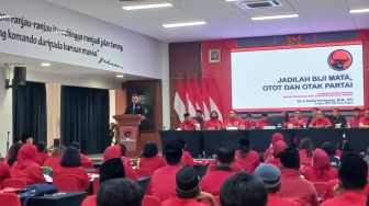 Sampaikan Perintah Megawati, Hasto di Hadapan Kader: PDIP Tidak Pernah Tidur