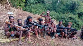 Gencar Balas Dendam Buntut Warga Papua Dimutilasi: OPM Kini Serbu Pos TNI di Intan Jaya, 2 Prajurit Ditembak Mati